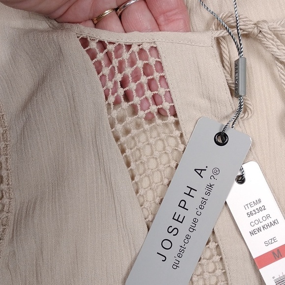 NWT Joseph A. Women's long sleeved top size medium - Picture 4 of 12